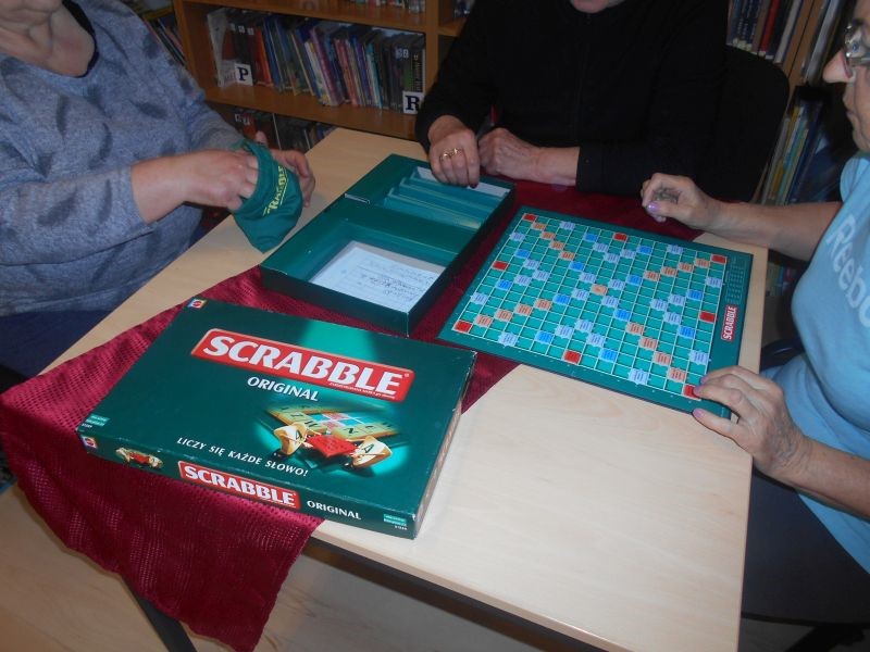 Dobra zabawa przy sprawdzonych Scrabblach